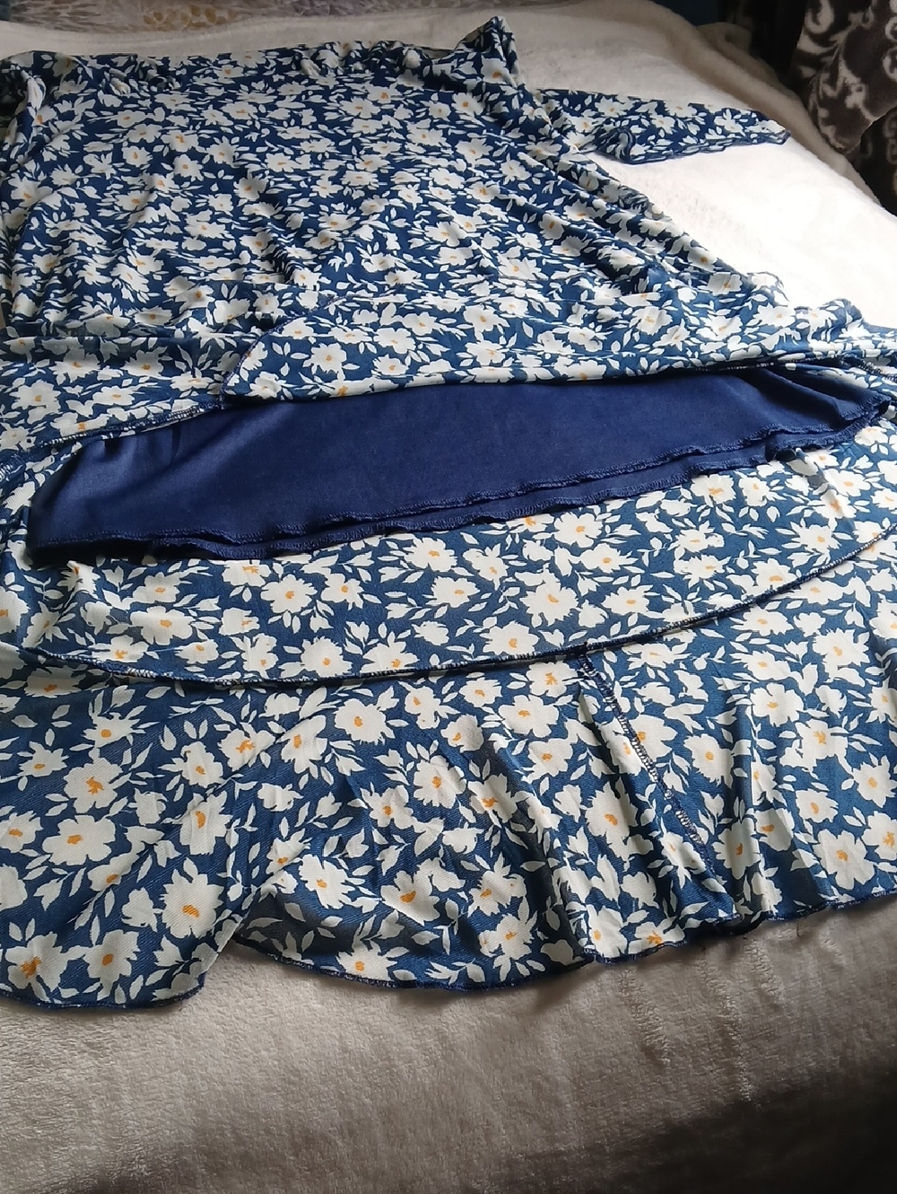 Women’s Navy Floral Midi Dress with V-Neck - Picture 8 of 10